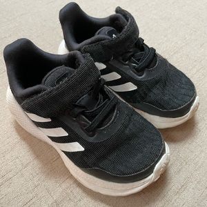 Toddler Adidas Sneakers Size 6
